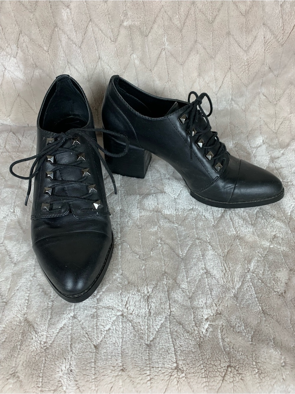 Kelsi Dagger Black Leather Studded Lace-Up Block Heel Oxford Shoes Size 10